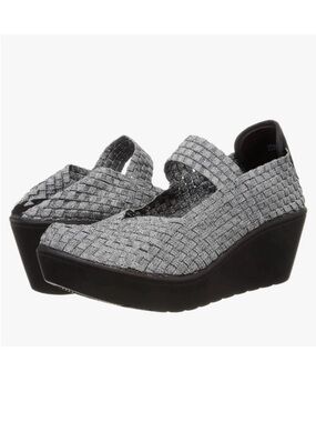 St. John’s Bay Karma Pewter Mary Jane Wedge Shoes Size 10 NWT